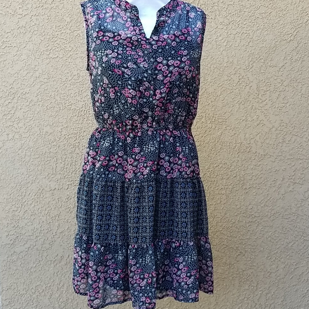 Sleeveless sundress with lining